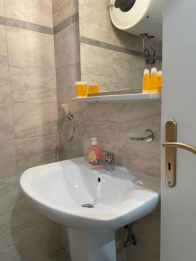 Gm Apartments Tolo Ngoại thất bức ảnh